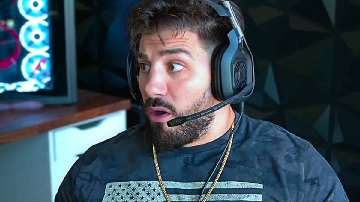 NICKMERCS shocked on his Twitch stream.