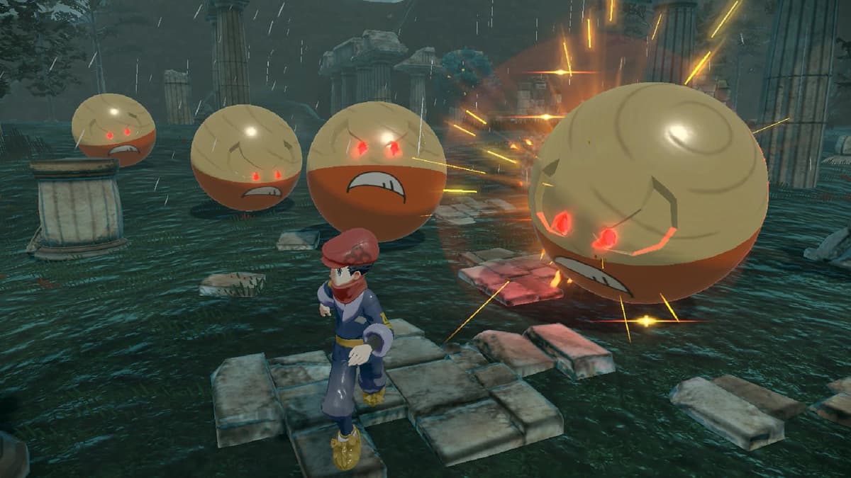 Pokemon Legends Arceus Daybreak Massive Mass Outbreak feature Hisuian Voltorb screenshot.