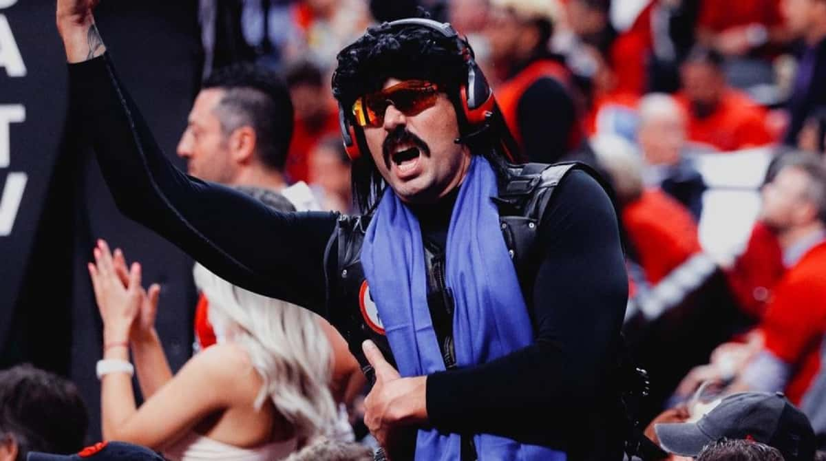 Dr Disrespect at the Warriors NBA game