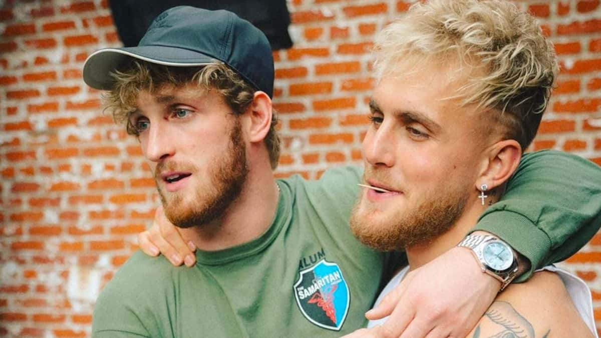 Logan and Jake Paul hugging