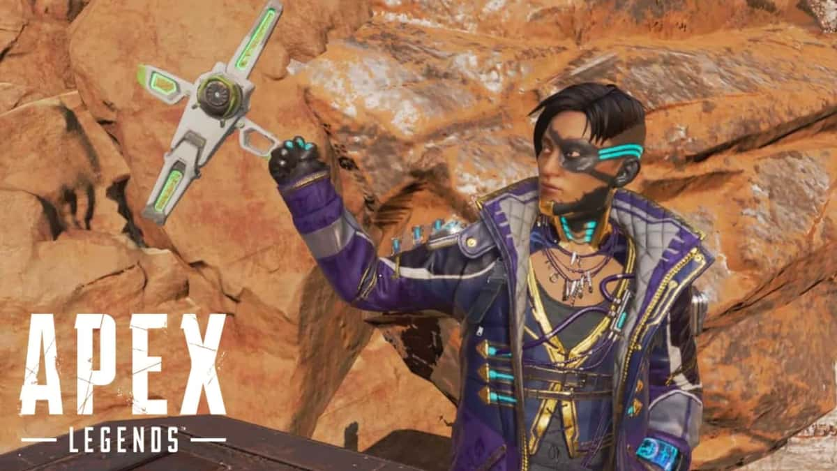 Crypto fist bumping drone in Apex Legends