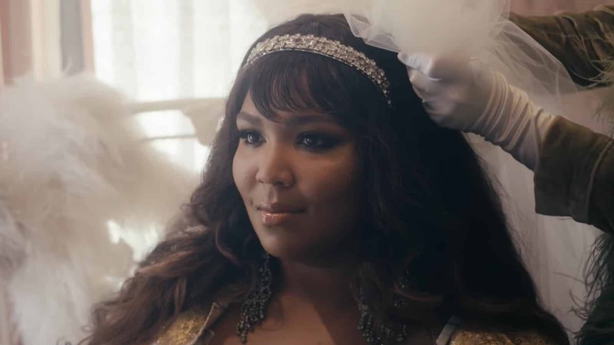 Lizzo Truth Hurts music video