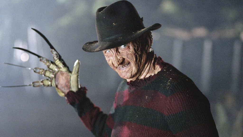 robert-englind-as-freddy-krueger-in-a-nightmare-on-elm-street