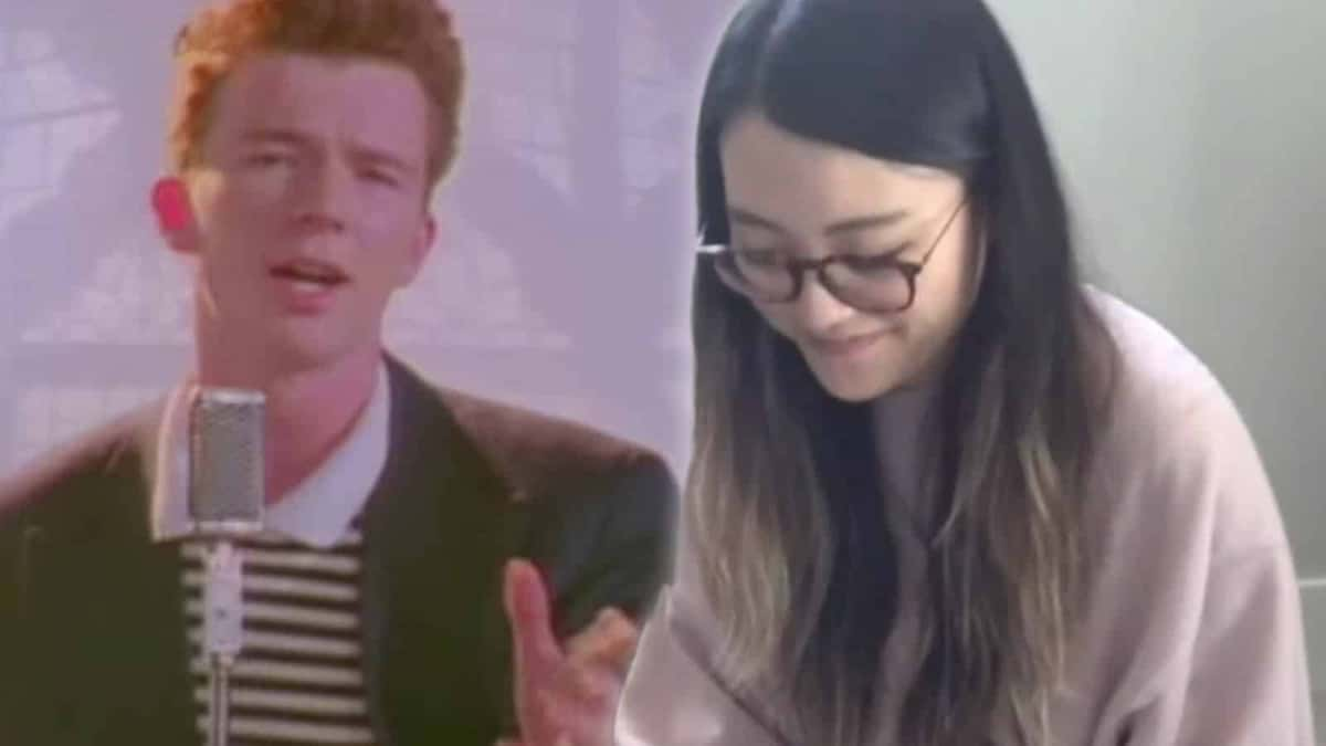 Twitch Streamer PotasticP rickrolled by greeting card gift