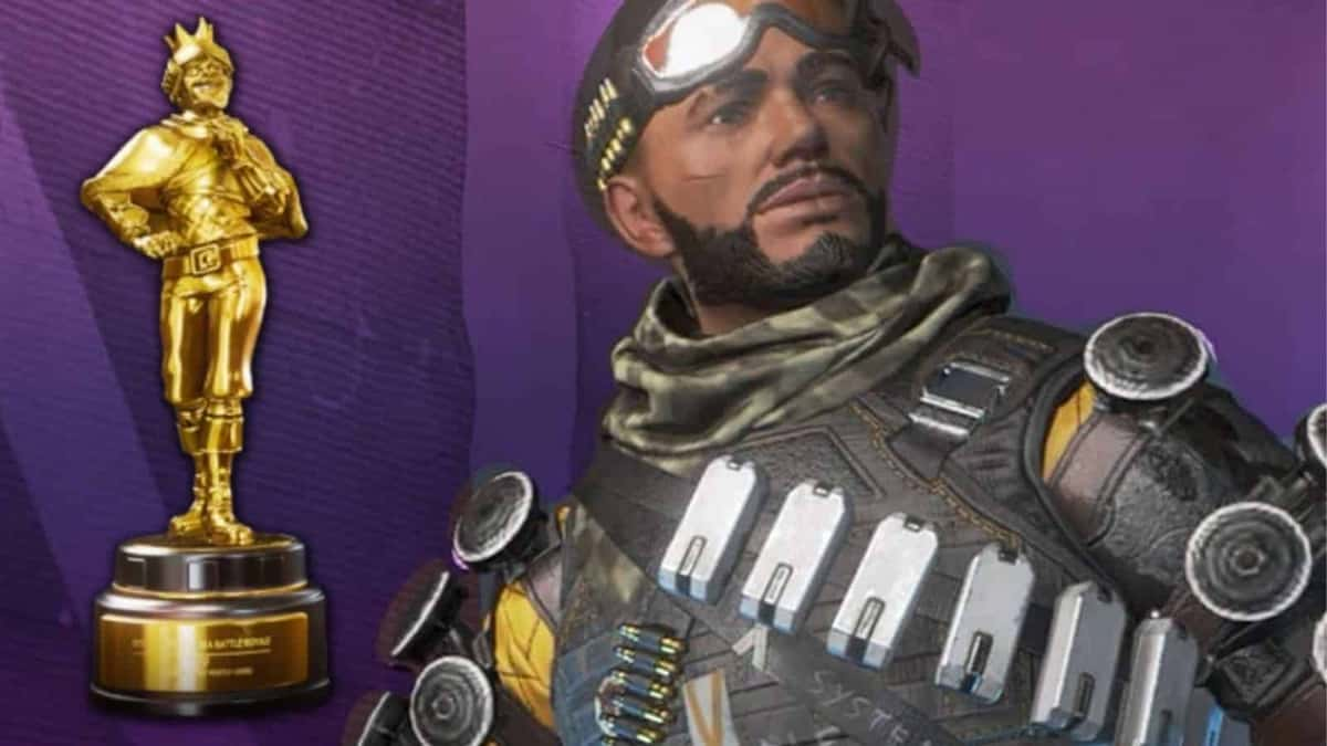 apex legends mirage next to heirloom