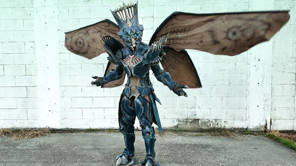 savanthûn destiny 2 cosplay by Willow Creative