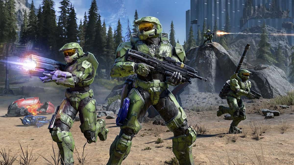 Halo Infinite Spartans fighting