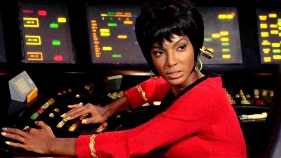 nichelle-nichols-as-uhura-in-star-trek