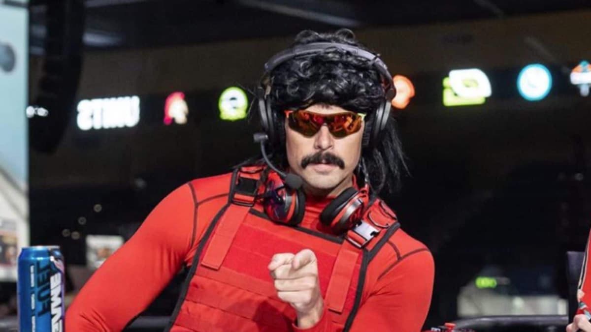 Dr Disrespect pointing