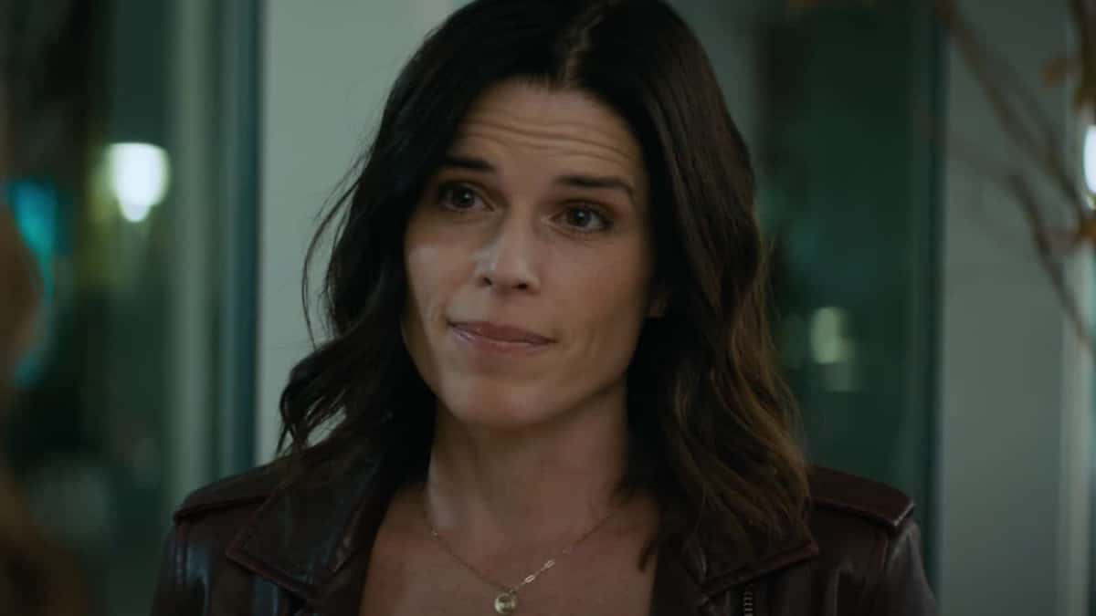 Neve Campbell in Scream 5