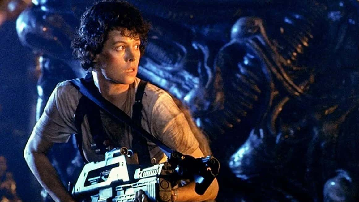 sigourney-weaver-in-aliens