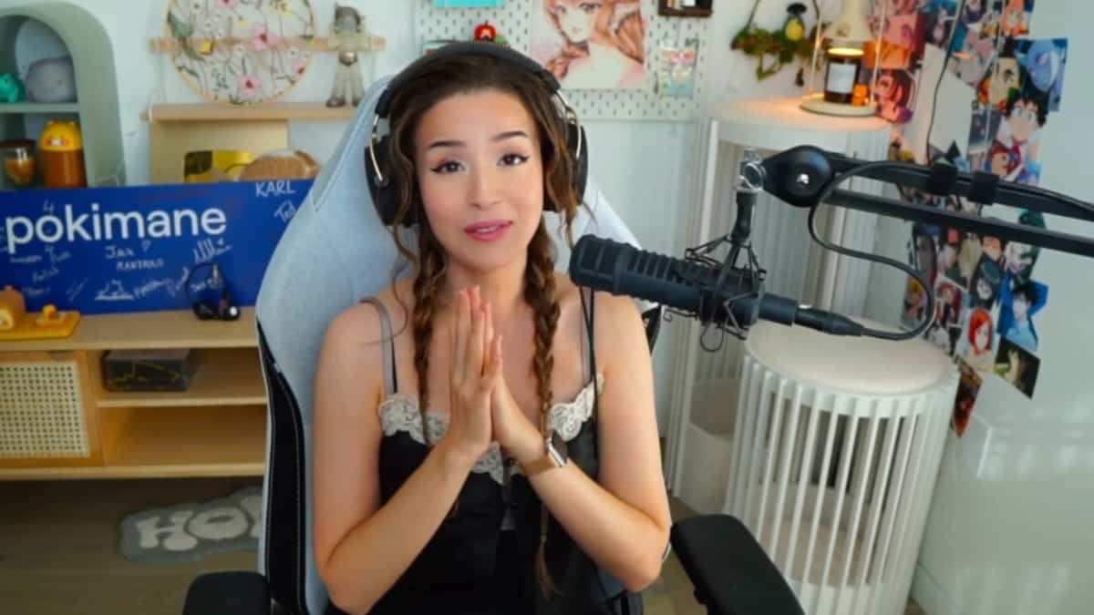 Pokimane updates fans about twitch