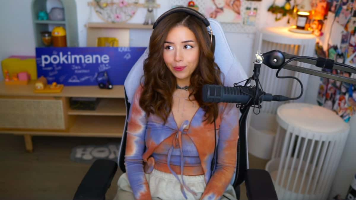 pokimane accidental wardrobe malfunction