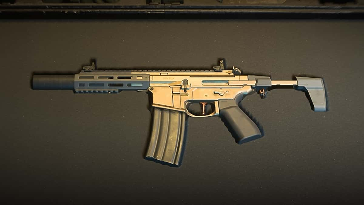 chimera assault rifle sitting in weapon case on Warzone 2 loadout select screen.