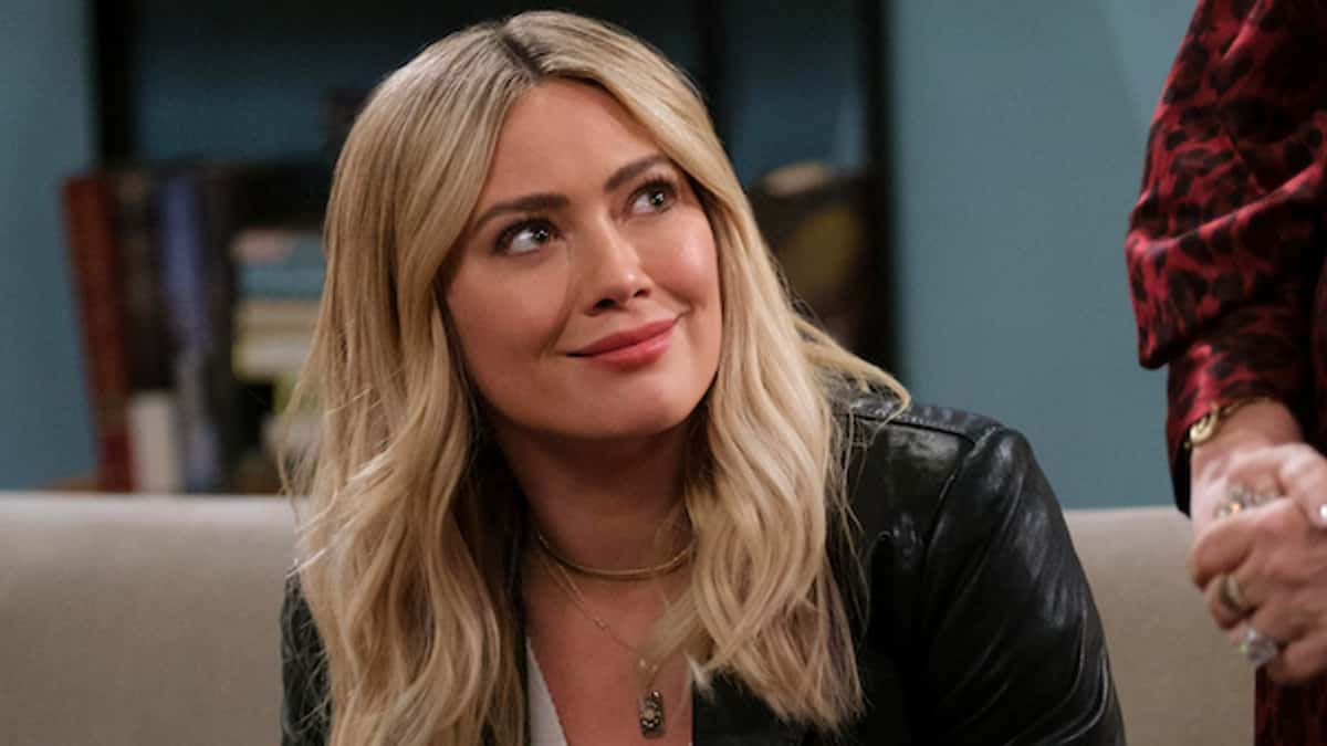 Hilary Duff as Sophie in How I Met Your Father