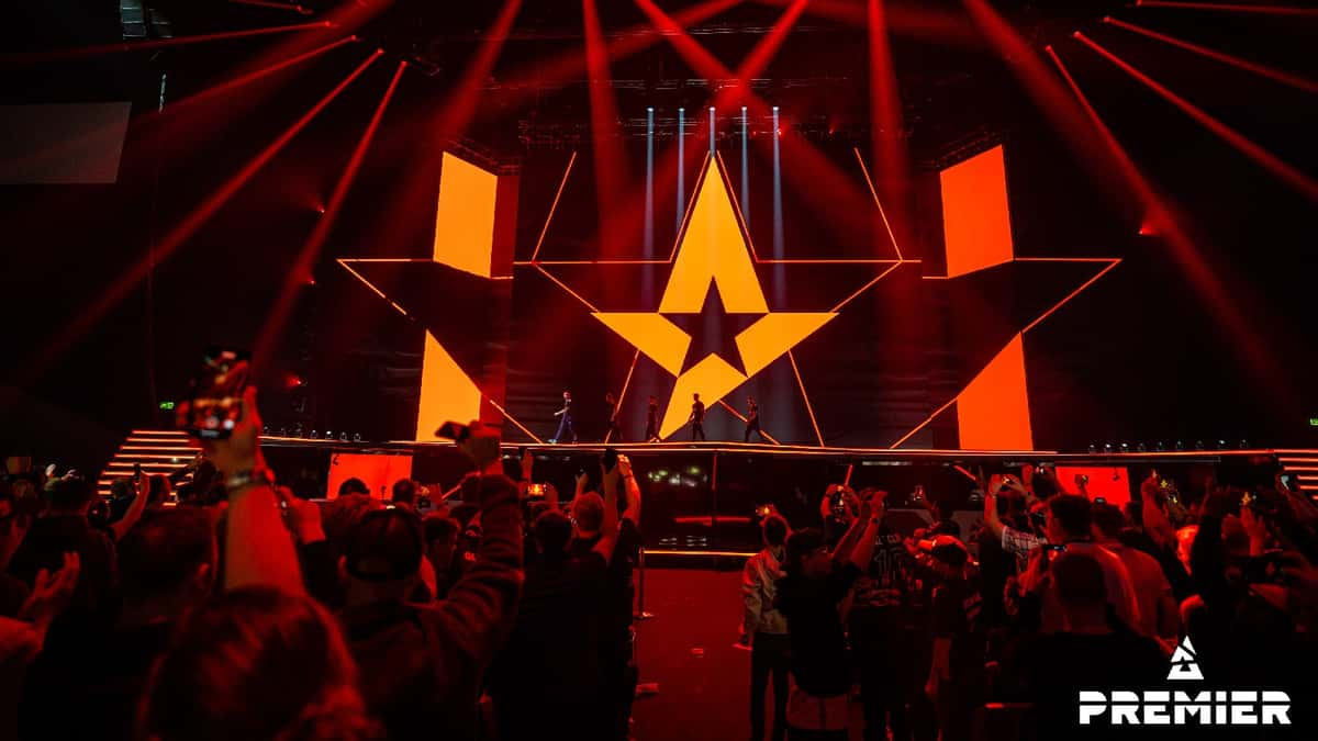 Astralis logo on stage.