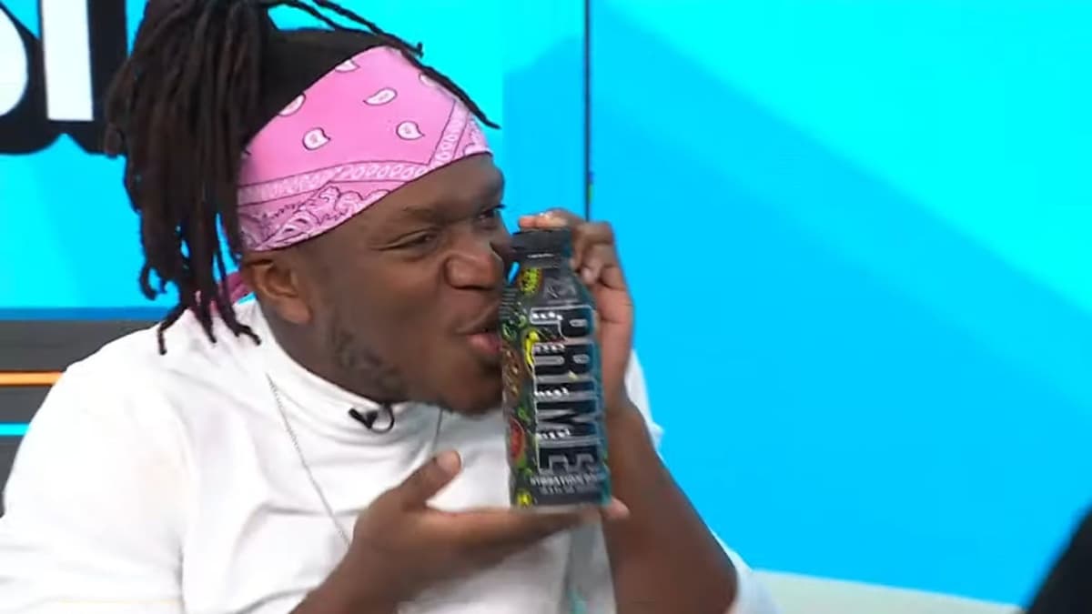 KSI holding new exclusive UK Prime bottle