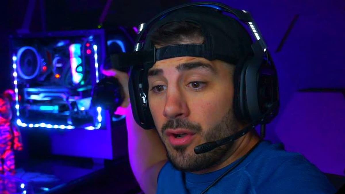 Nickmercs in Twitch stream