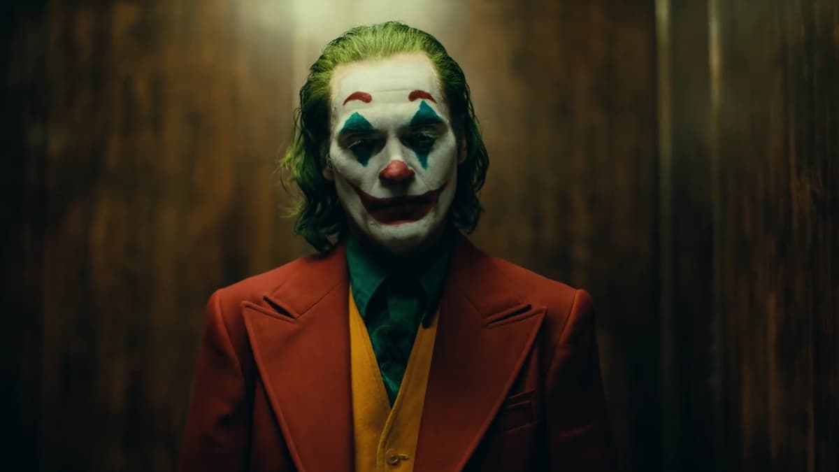 joaquin phoenix dc joker