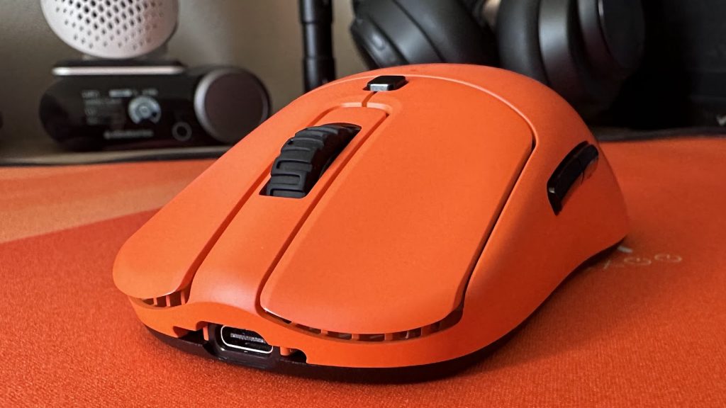 Vaxee XE Wireless review: A colorful delight - Dexerto