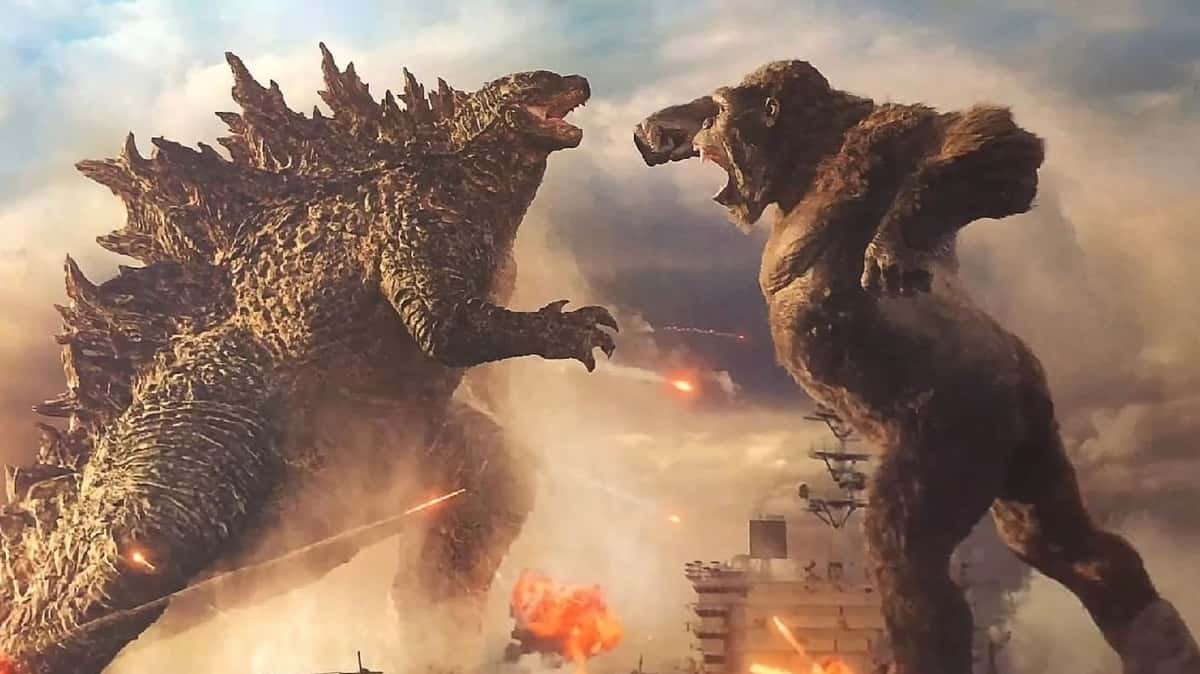 Kong Kong punches Godzilla.