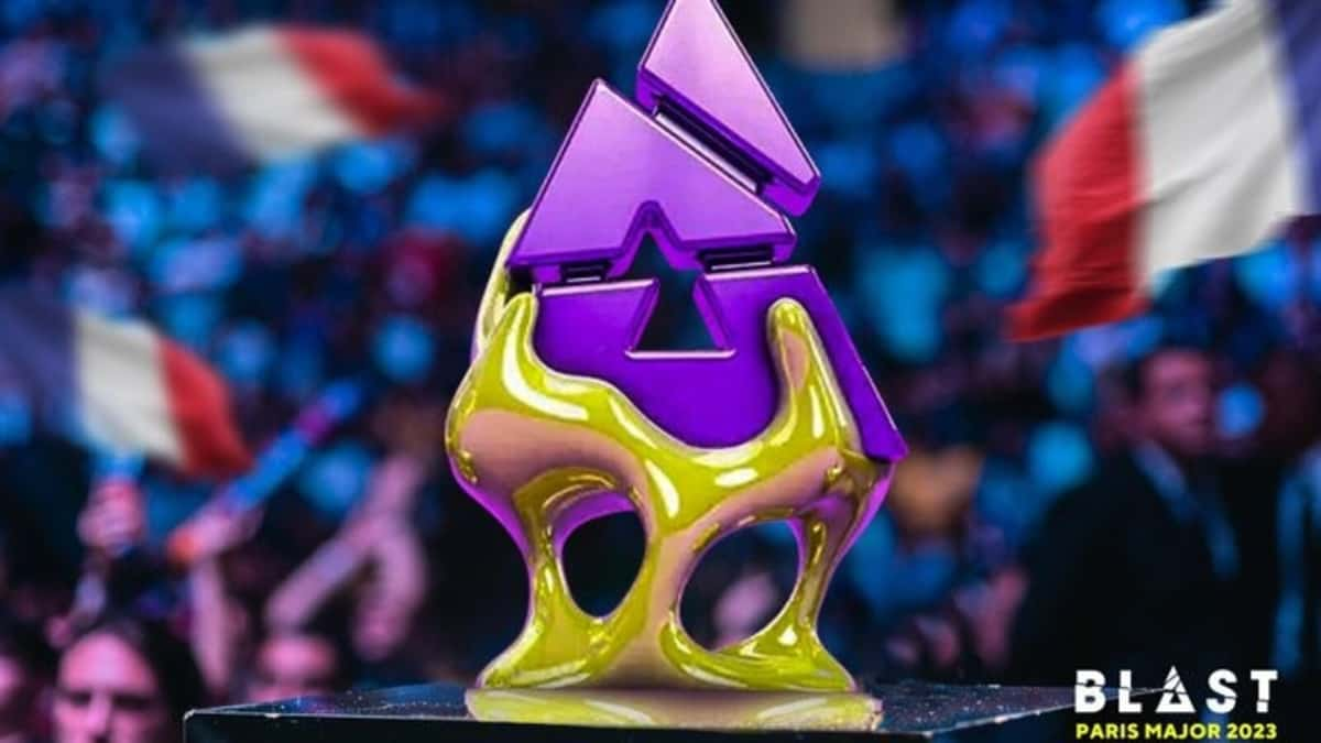 BLAST Paris Major CSGO trophy