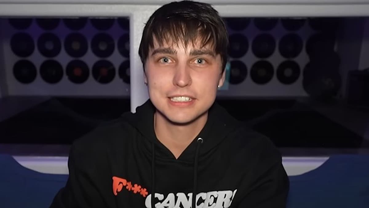 YouTuber Colby Brock opens up to Dr Mike about cancer diagnosis - Dexerto