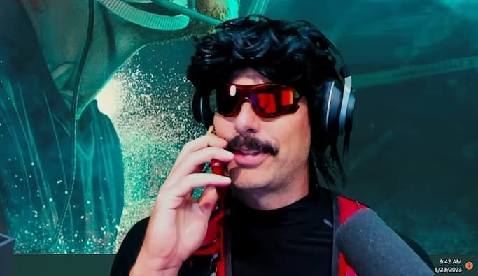 dr disrespect on flip phone