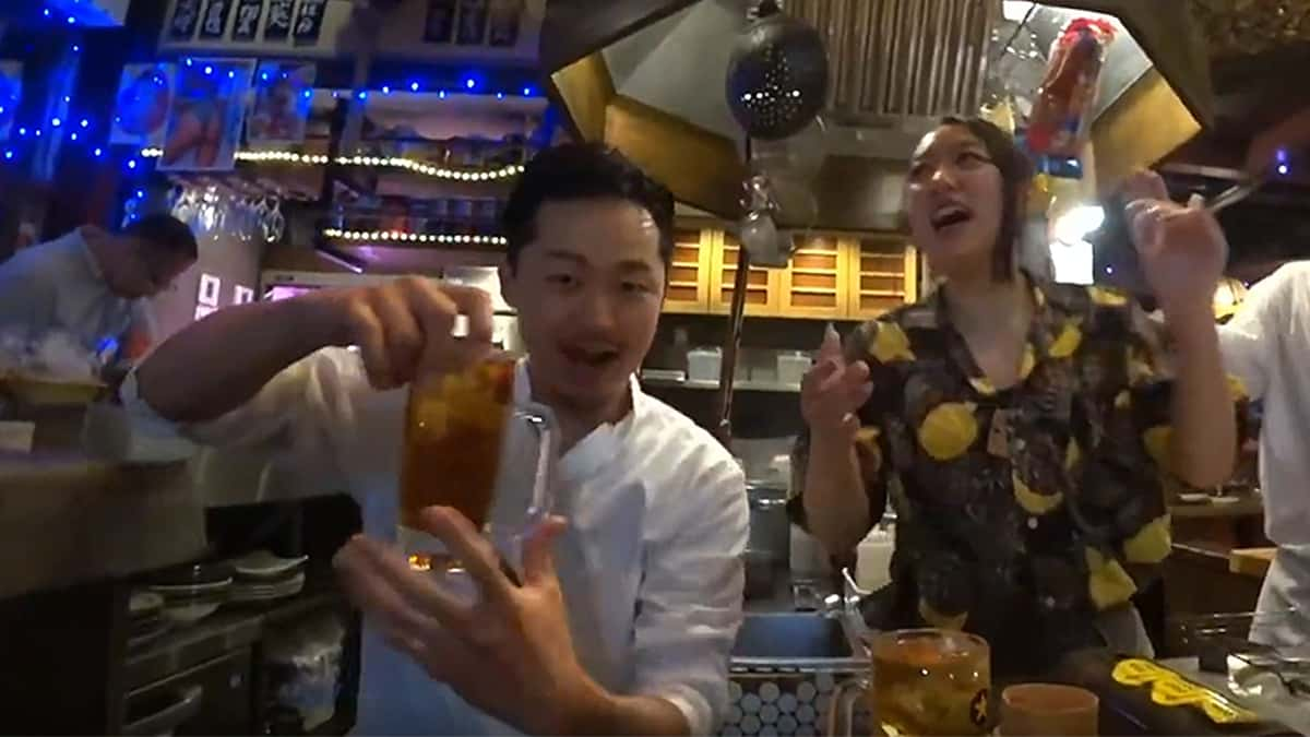 internet-stunned-japanese-drinking-trick-twitch