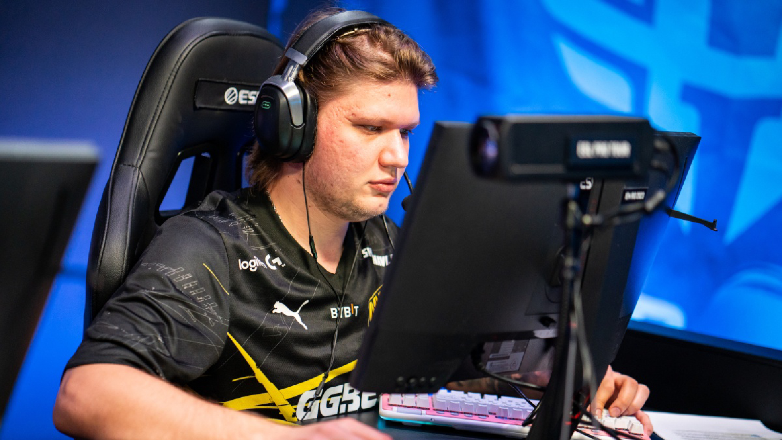 S1mple finally returning to pro CS2 after year-long break