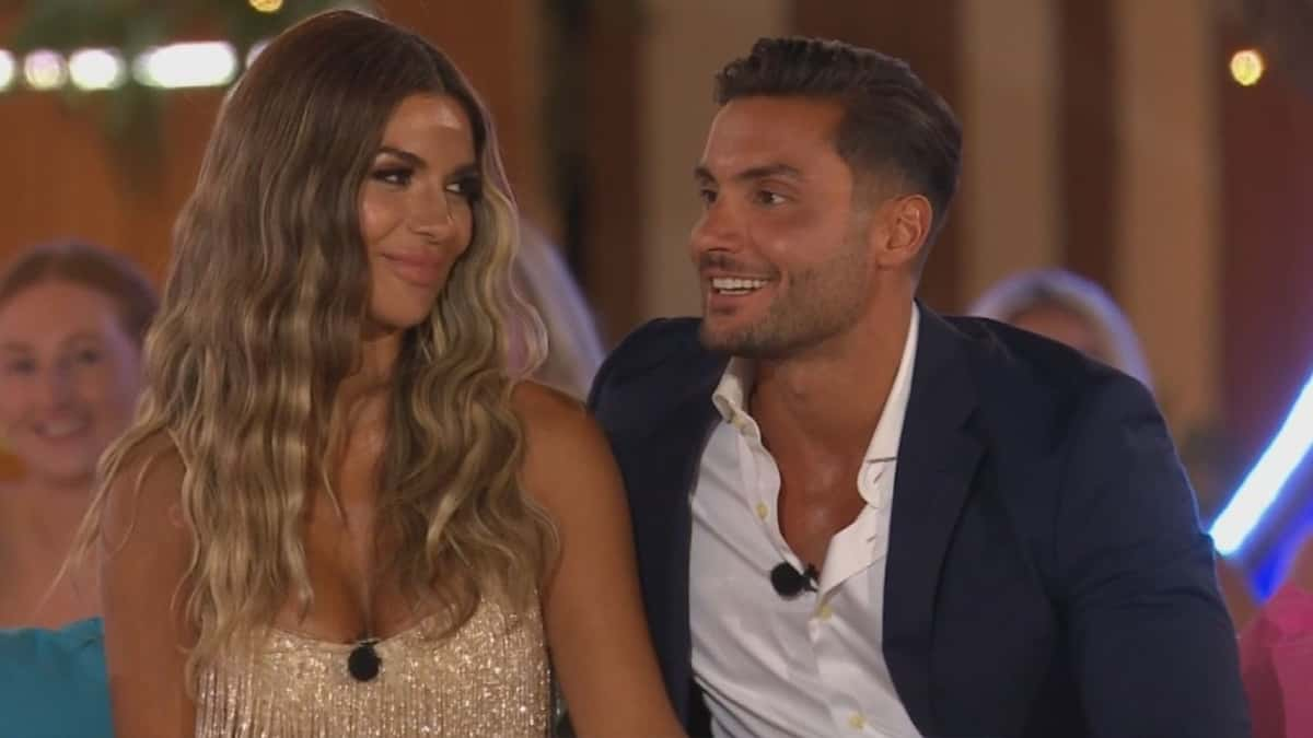 Ekin-Su and Davide from Love Island