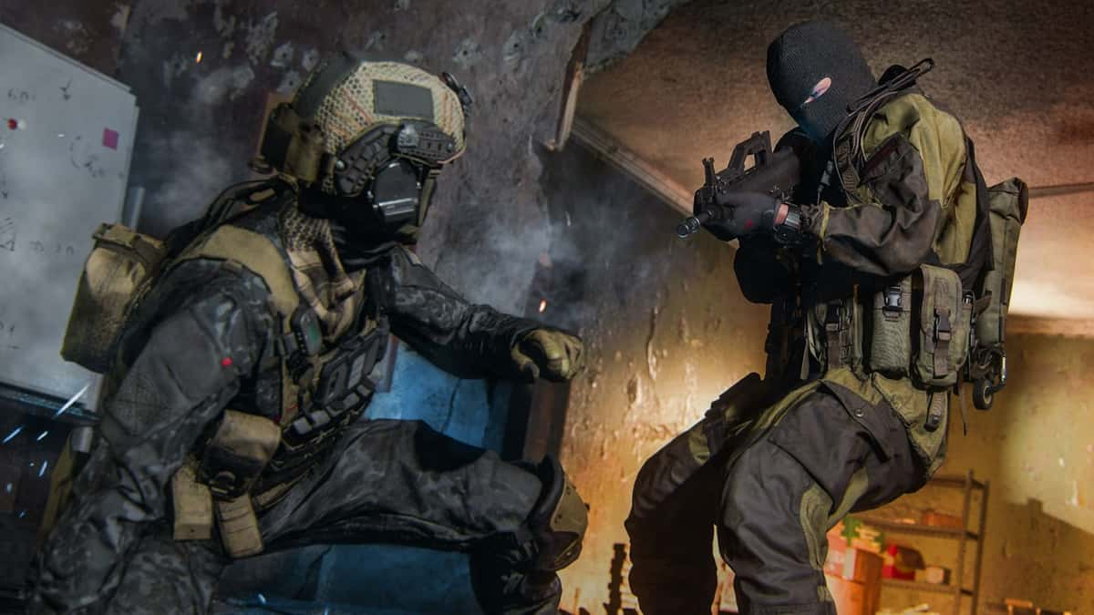 MW3 soldiers fighting one another