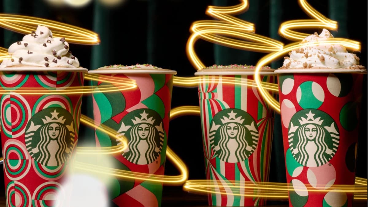 Starbucks red cups 2024