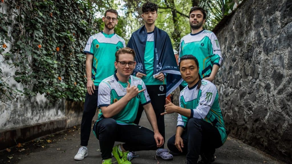 Evil-Geniuses-LCS-Worlds-2022