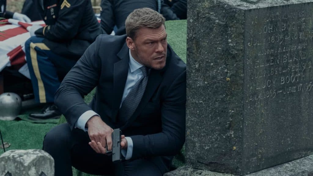 Alan Ritchson in Reacher Season 2 as Jack Reacher