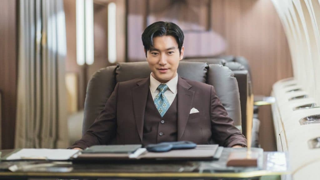 Choi Si-won as Park Jin-tae in Death's Game.