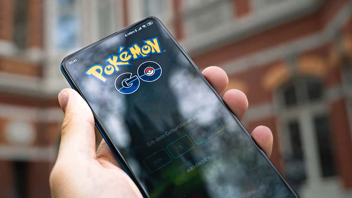 Unsplash picture of pokemon go login screen