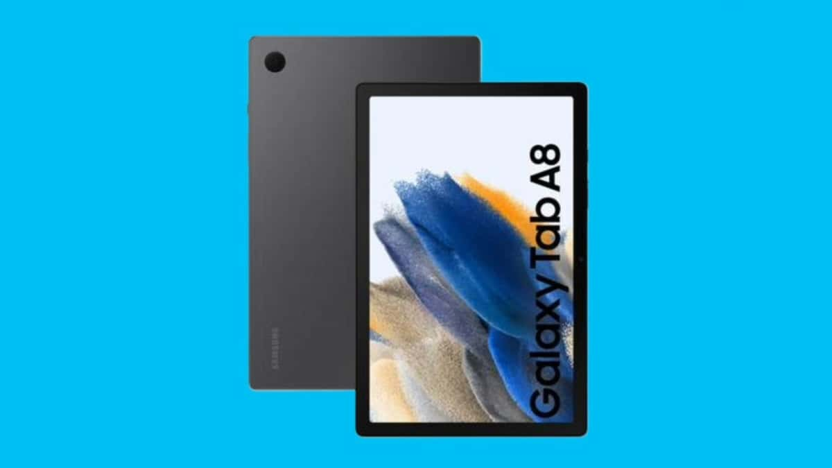 Samsung Galaxy Tab A8 in black