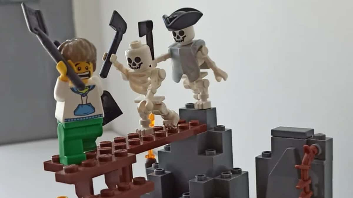 lego fortnite fan built set