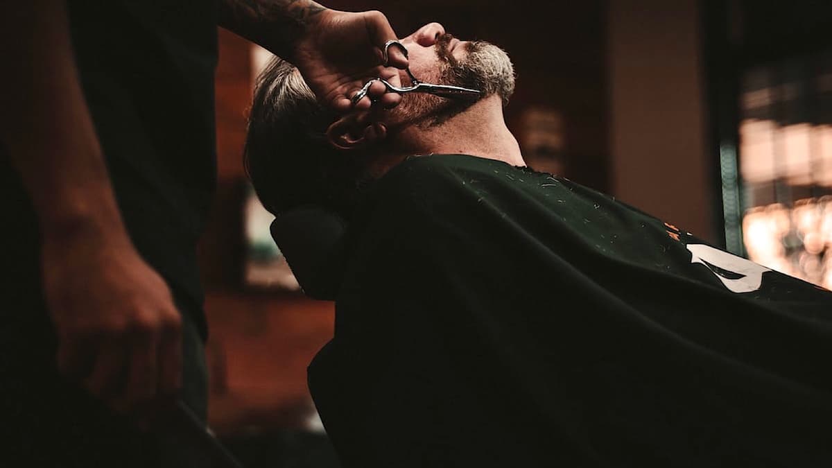 man banned from barbershop