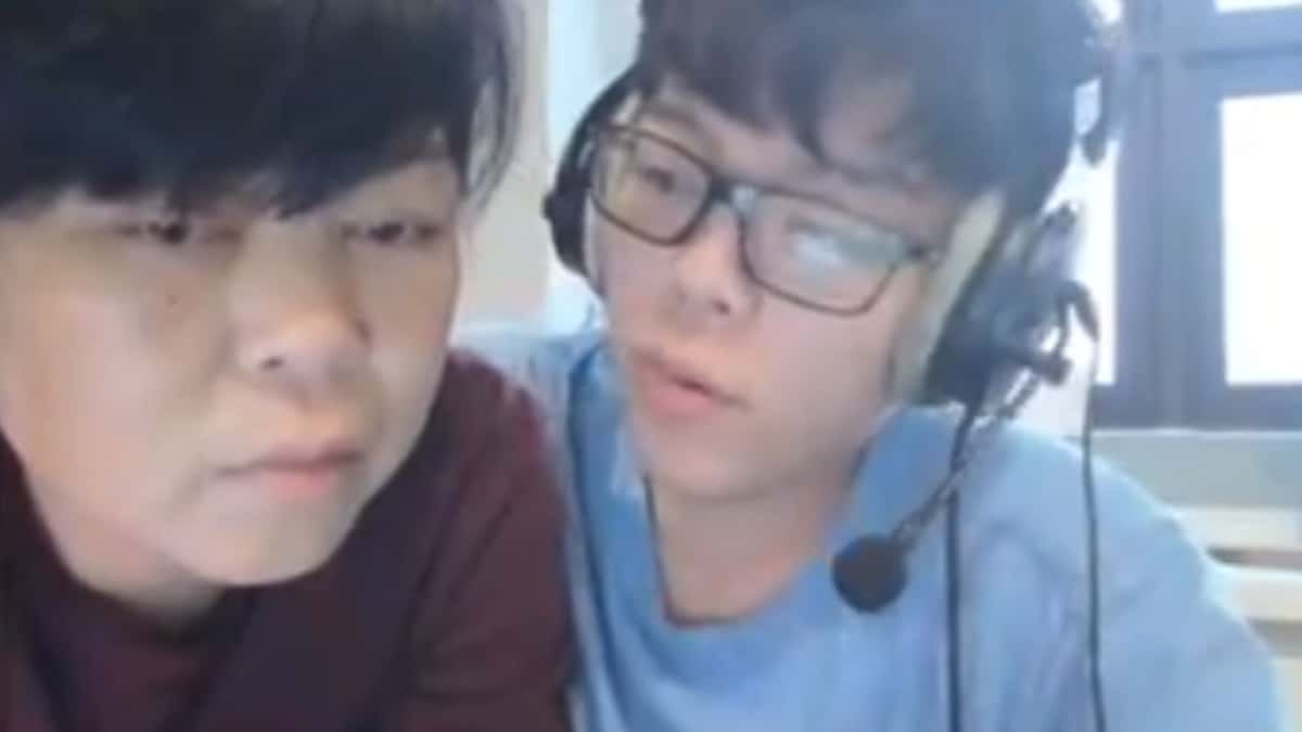 Asian Jeff with mom stream