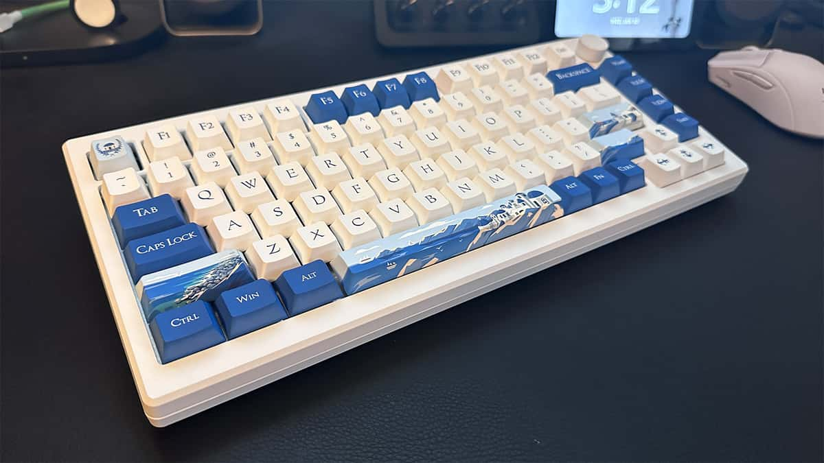 Akko Santorini keyboard