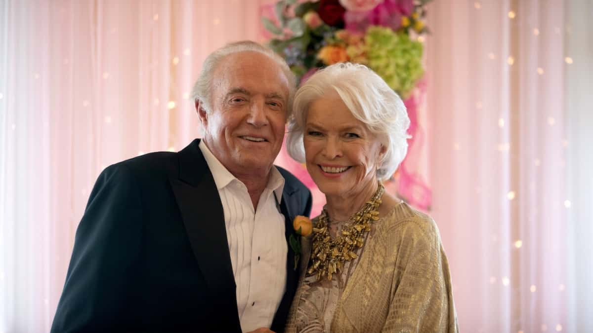 James Caan and Ellen Burstyn in Queen Bees 2021.