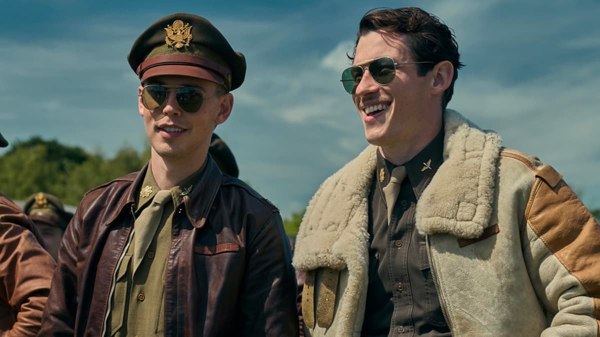 Austin Butler and Callum Turner in Masters of the Air