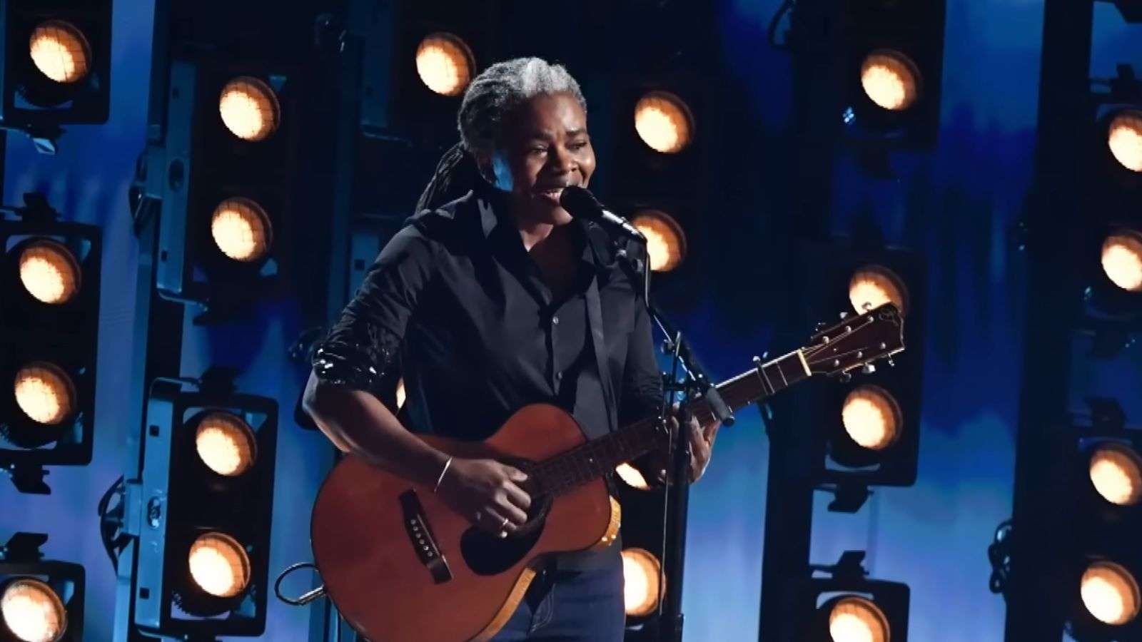 Tracy Chapman’s “Fast Car” tops iTunes chart after Grammys performance