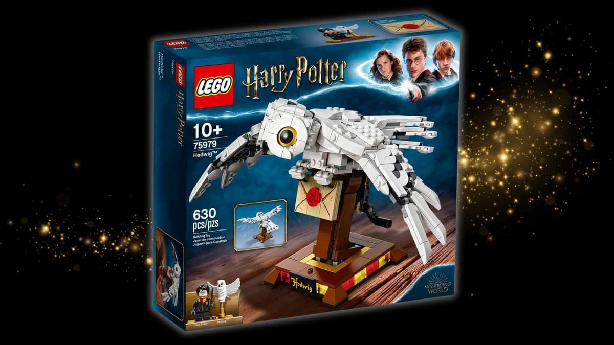 The LEGO Harry Potter Hedwig set on a black background with magic graphic