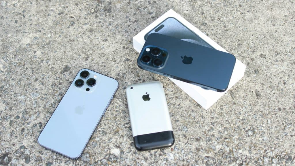 Specs Appeal: What is the difference between iPhone 15, 15 Plus, 15 Pro,  and 15 Pro Max? - Neowin