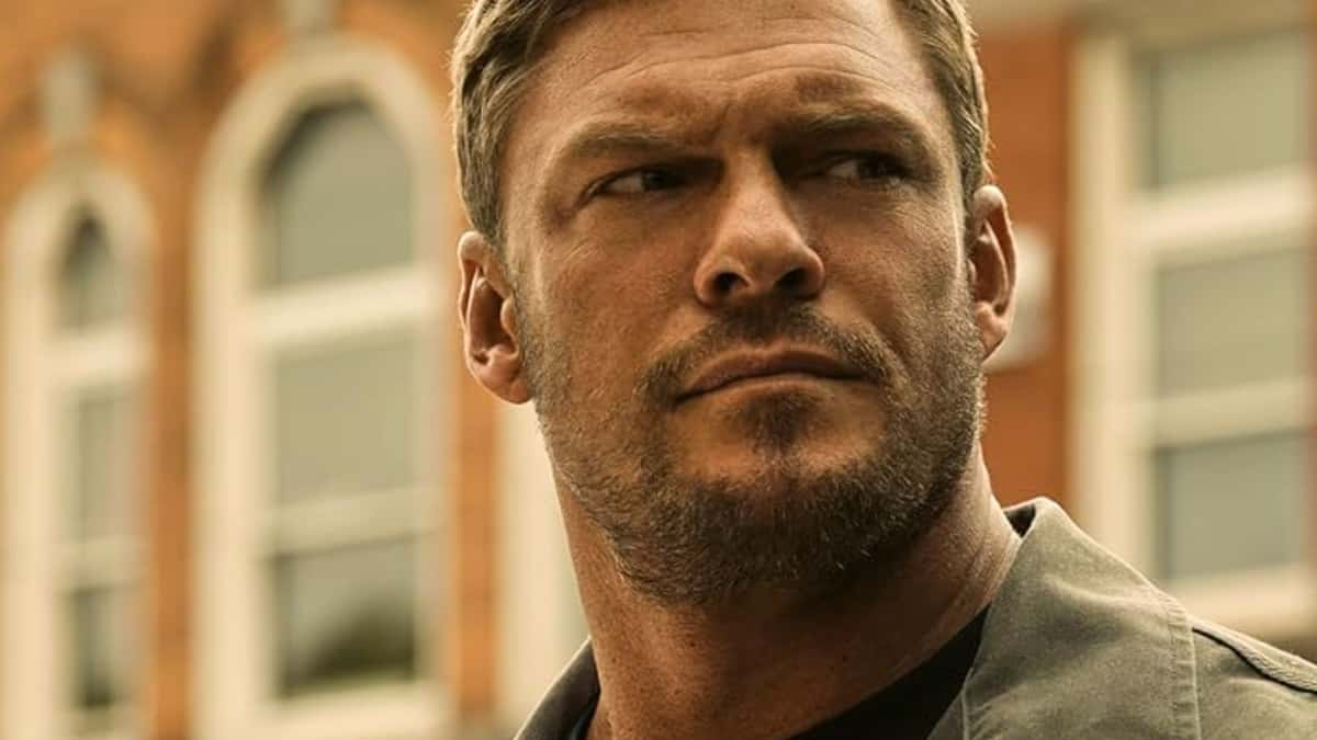 Alan Ritchson as Jack Reacher in Reacher Season 2.