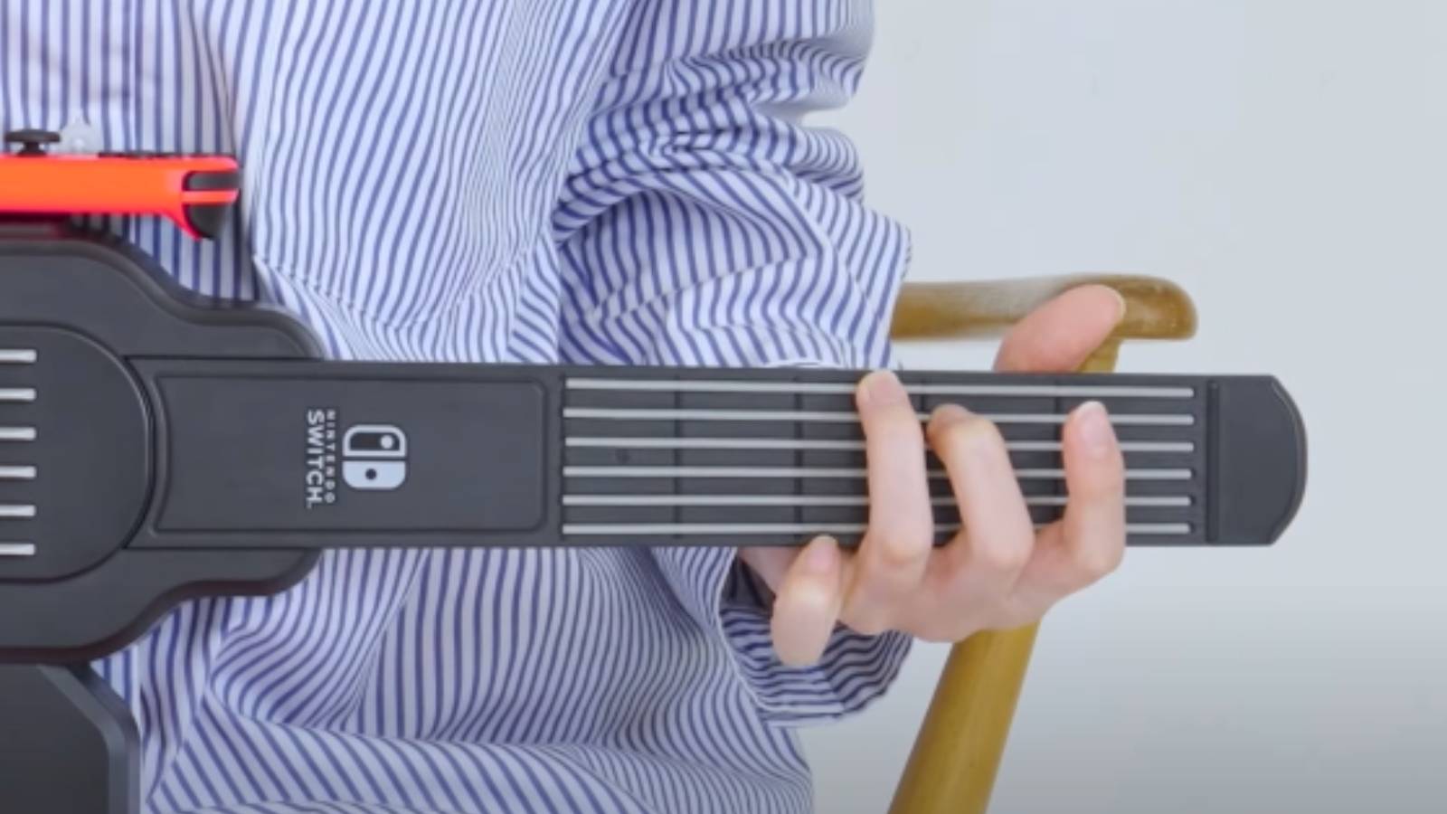 Guitar Hero fans slam atrocious guitar controller showcased in