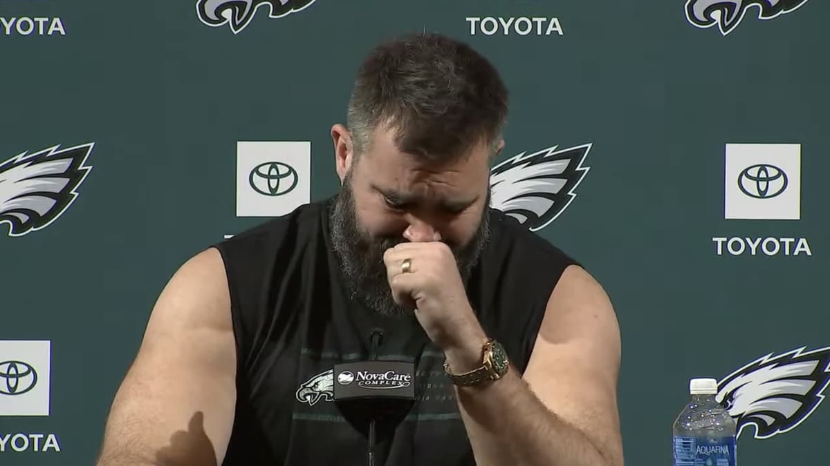 Jason Kelce announces NFL future as Philadelphia Eagles fans react